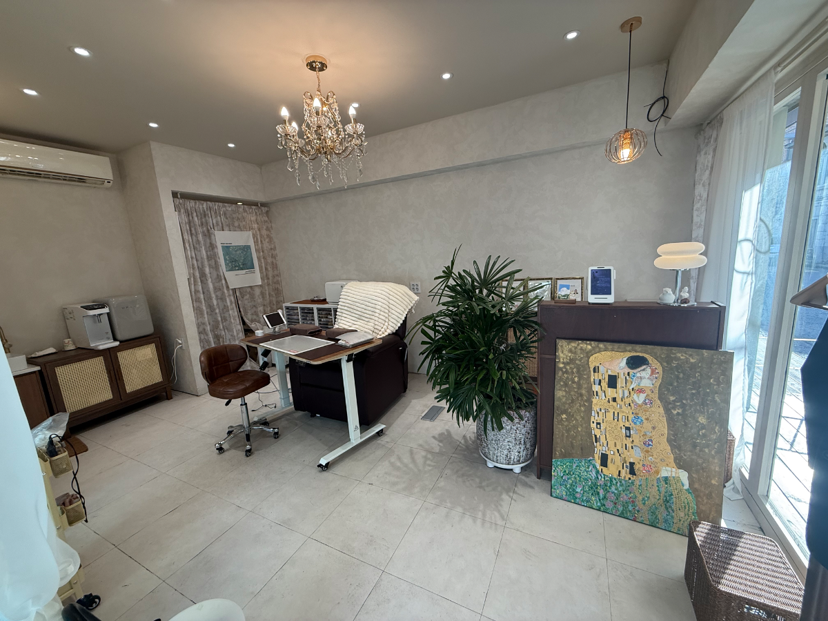 [즉시영업가능]홍대입구 연남동 샵 매매합니다