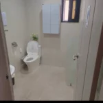 1000075695